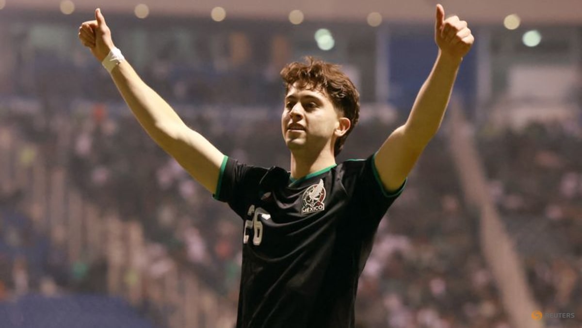 Mexico ease past Ghana in World Cup warm-up in Puebla