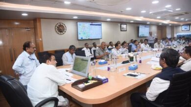 Nitin Gadkari Reviews Proposed High-Speed and High-Density Corridors Projects in Maharashtra