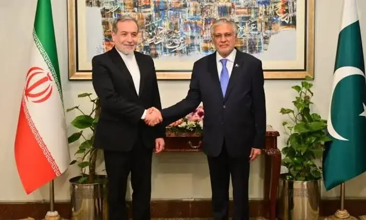 Pakistan, Iran foreign ministers stress dialogue amid US talks