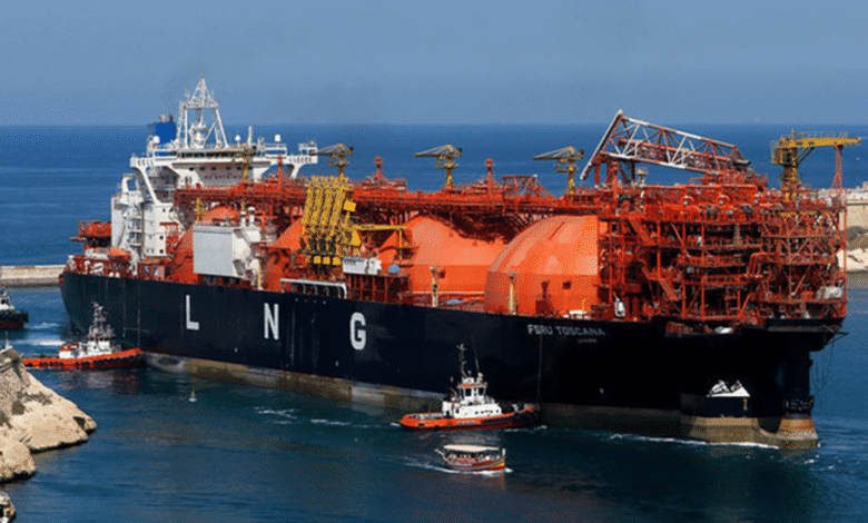 Pakistan Seeks Iran’s Help to Secure Passage of 2 LNG Cargoes Through Hormuz
