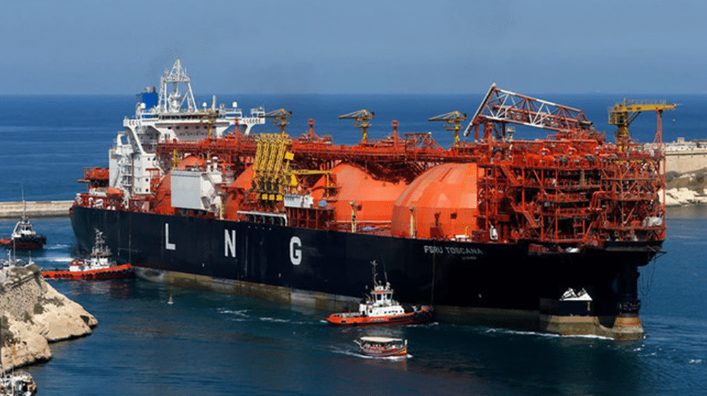 Pakistan Seeks Iran’s Help to Secure Passage of 2 LNG Cargoes Through Hormuz