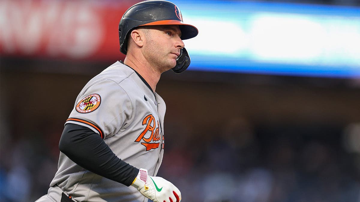 Pete Alonso rips on traffic, crushes homer against Yankees in return to NYC