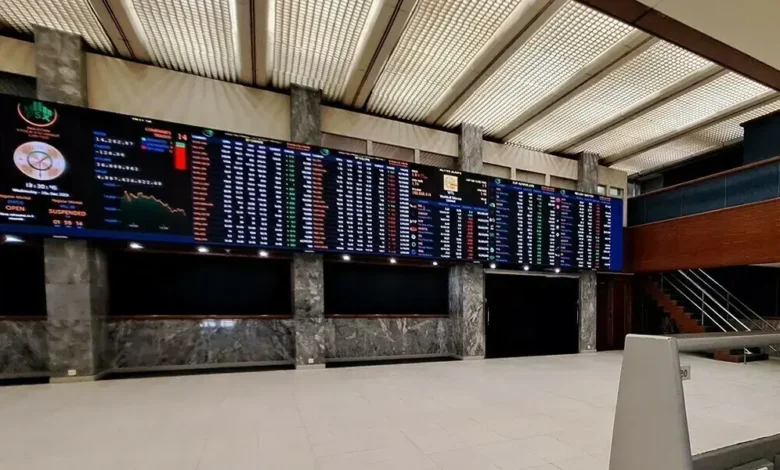 Positive momentum at bourse, KSE-100 up 2% in early trade