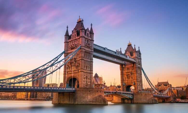 Public and travellers warned to be ‘alert’ as UK raises terror threat level to severe