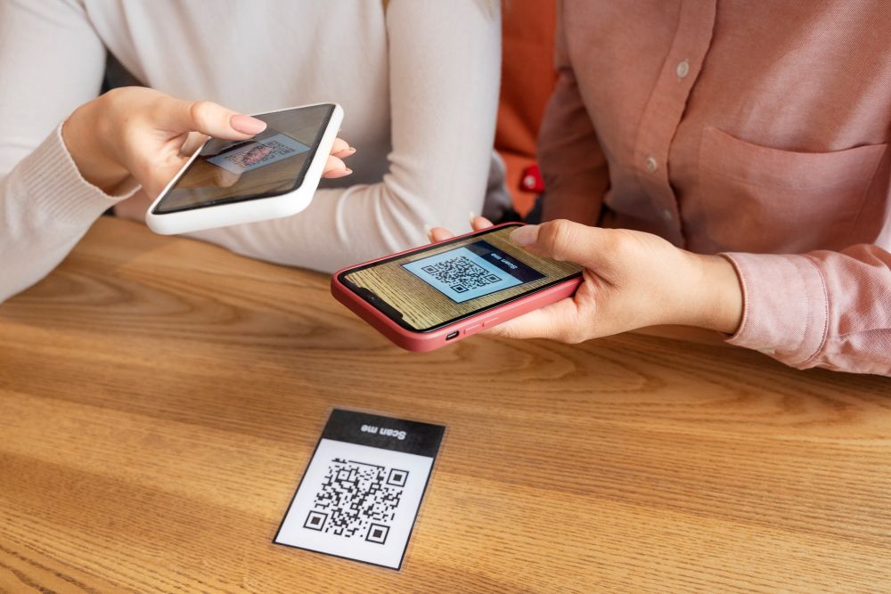 QR Code Menu से चोरी हुआ महिला का नंबर? पुणे रेस्टोरेंट प�