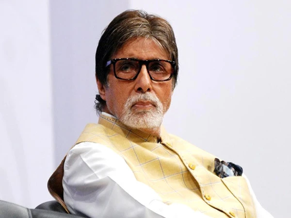 Rumors of Amitabh Bachchan being admitted to the hospital how is Big B condition now | Express News