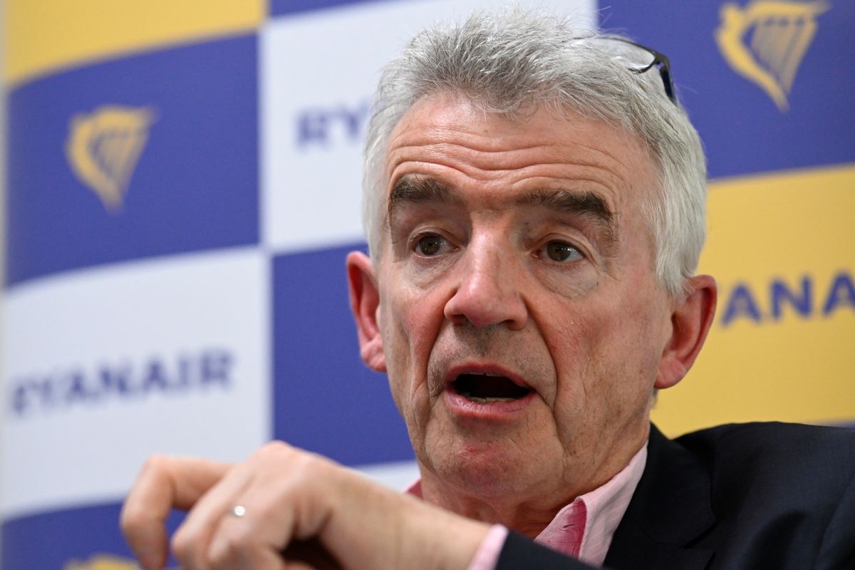 Ryanair boss Michael O’Leary calls for ban on early morning pre-flight drinks