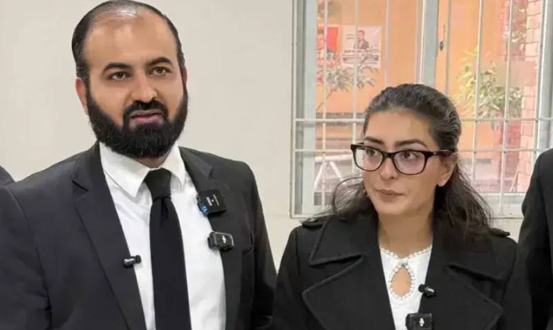 SC orders IHC to decide Imaan Mazari, husband’s pleas within two weeks