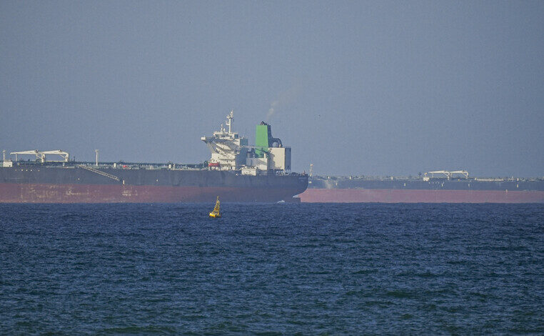 Several commercial boats on fire in southern Iranian port: Report