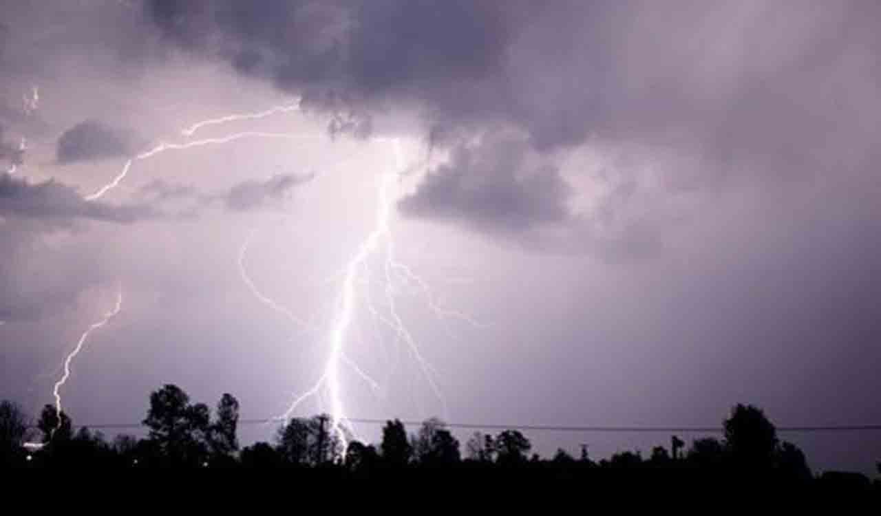 Severe Thunderstorms Alert Issued for Multiple Telangana Districts; Hyderabad Largely Spared