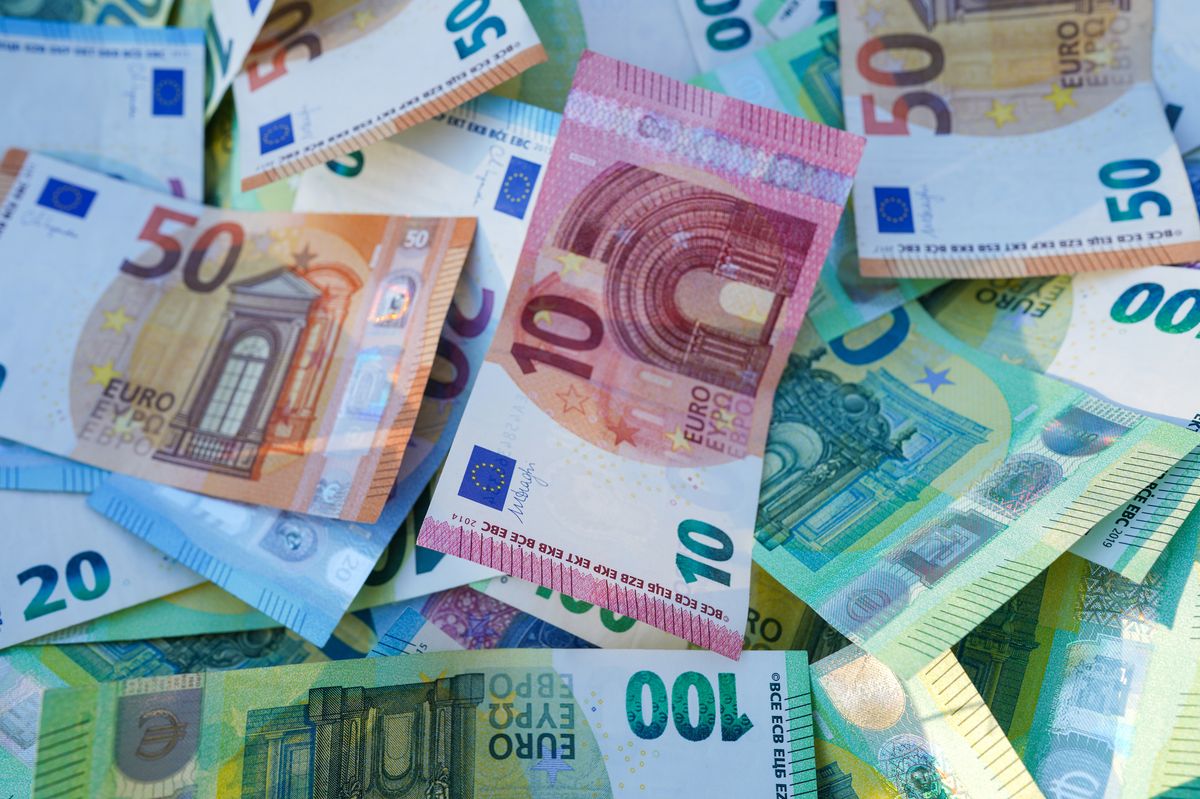 Social welfare recipients reminded of payment date change this week
