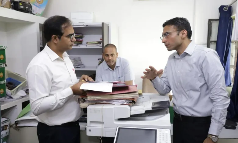 Stamp Duty Theft : विकासनगर सब-रजिस्ट्रार ऑफिस में DM का छापा, पकड़ी गई बड़ी स्टांप चोरी – Doon Horizon