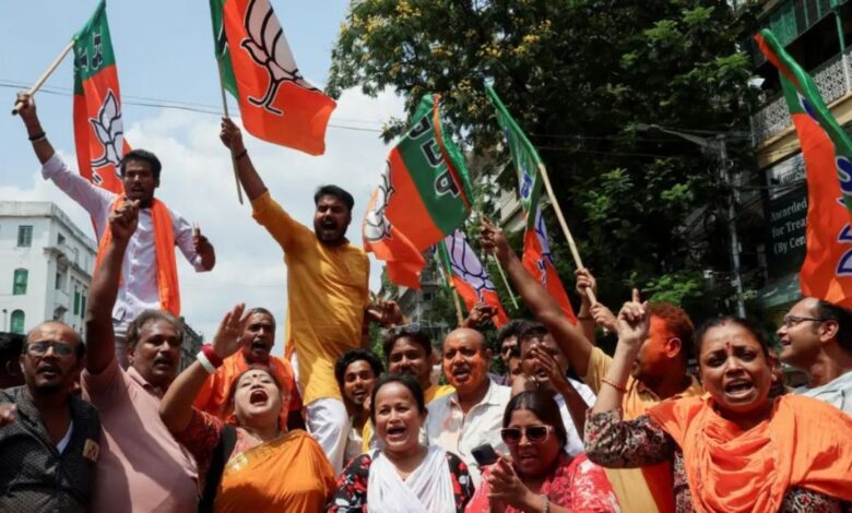 Student Clash Near Calcutta University Follows BJP’s Bengal Election Win