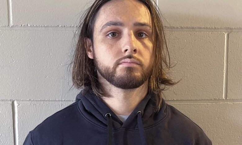 Suspected arsonist behind Palisades fire looked up to Luigi Mangione as hero, prosecutors say