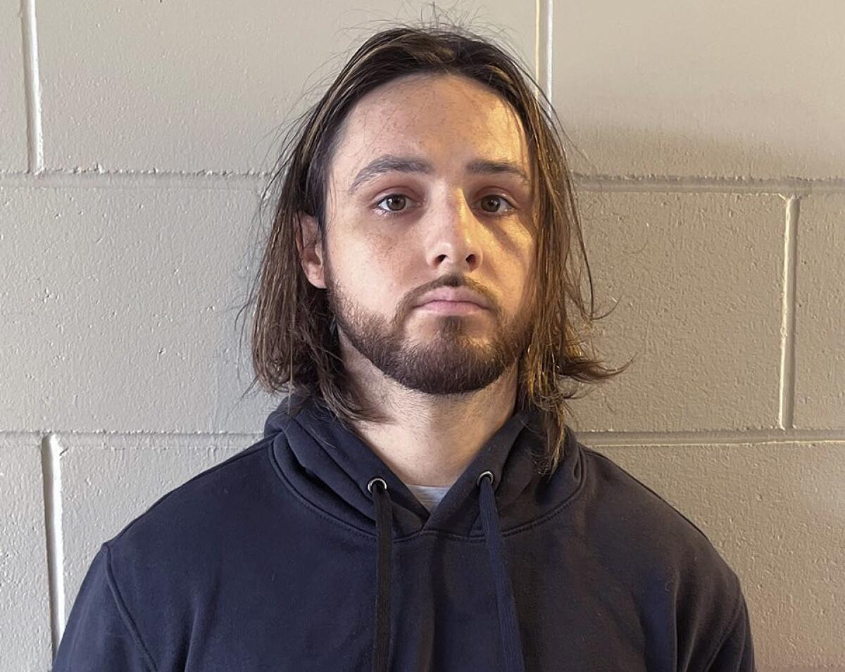 Suspected arsonist behind Palisades fire looked up to Luigi Mangione as hero, prosecutors say