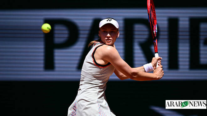 Swiatek, Rybakina cruise through Roland Garros openers