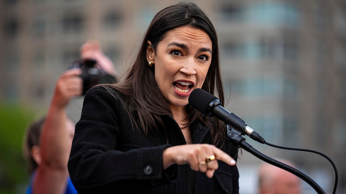Ted Cruz labels AOC’s billionaire comments on American Revolution as ‘bizarrely foolish’