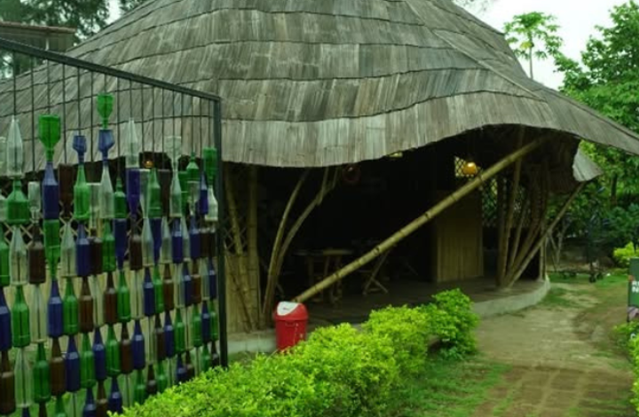 This Indian Art Museum Has No Red Carpet But Celebrates Indigenous Art Across 5 Acres (The Size of 4 Football Fields!)