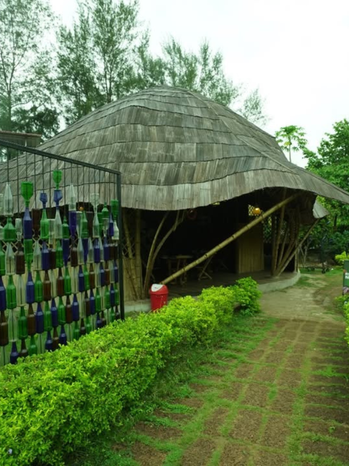 This Indian Art Museum Has No Red Carpet But Celebrates Indigenous Art Across 5 Acres (The Size of 4 Football Fields!)