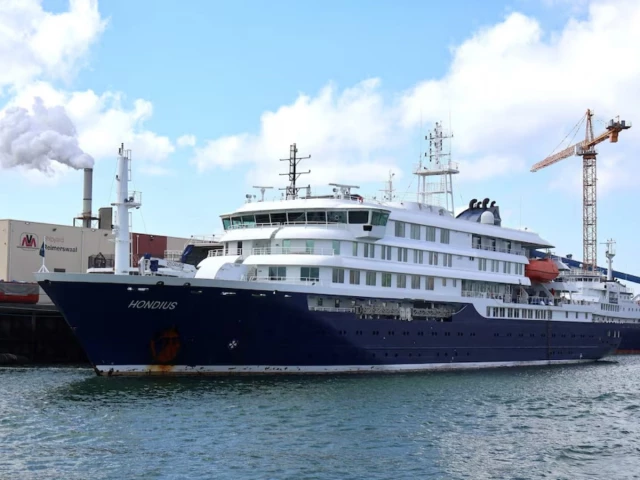 Three cruise ship passengers die in suspected hantavirus outbreak | The Express Tribune