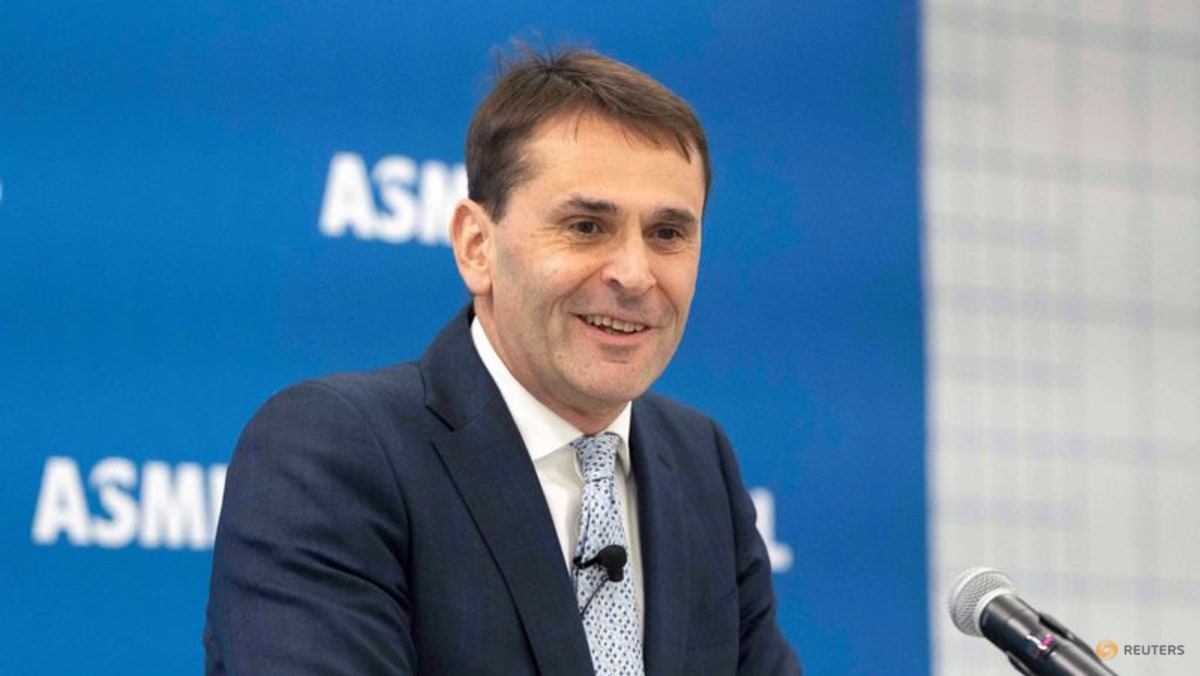 Top European tech CEOs call for easier AI rules