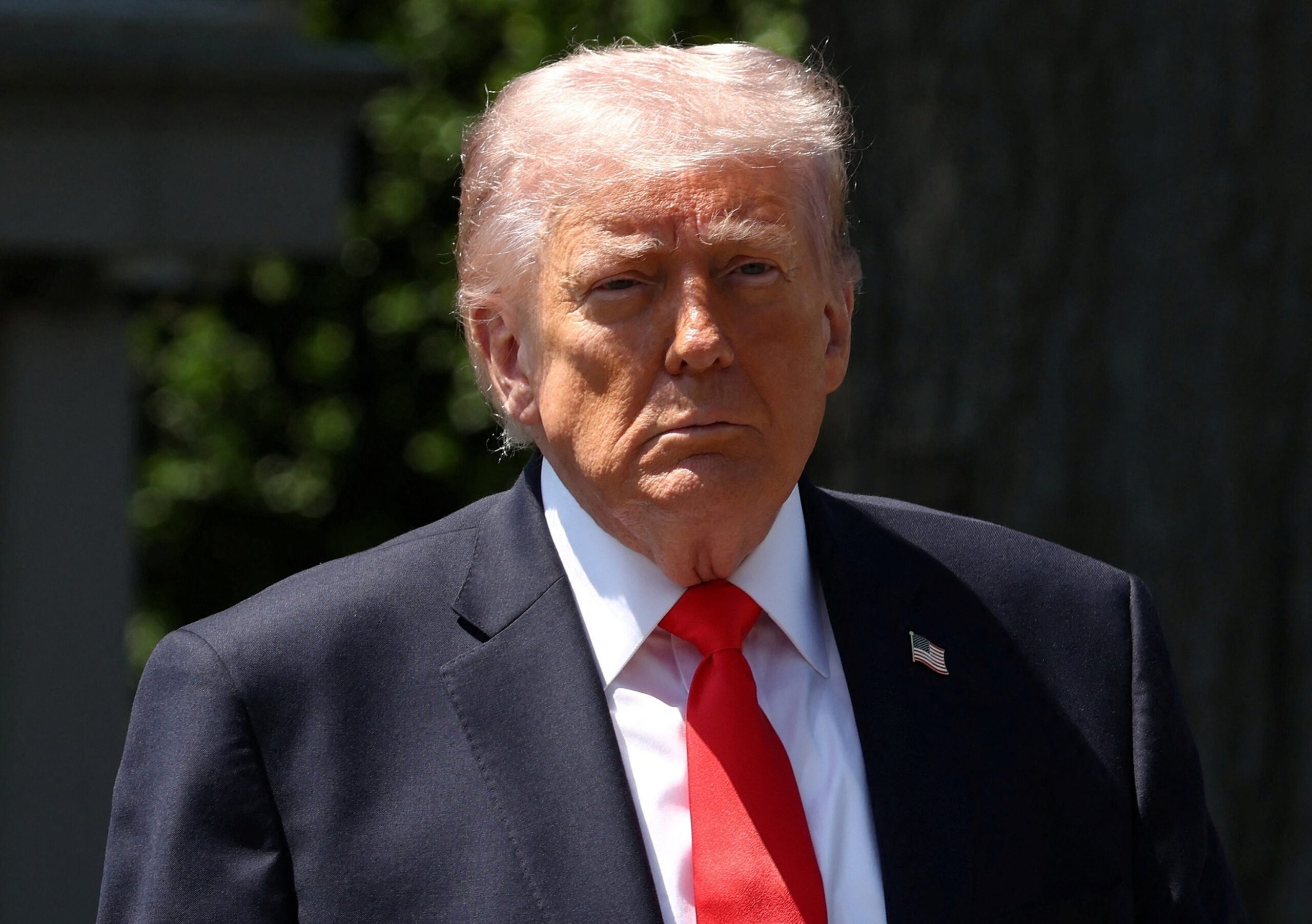 Trump announces 25% tariff on cars, trucks from EU