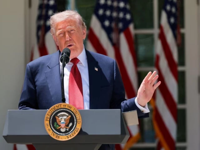 Trump announces three-day ceasefire between Ukraine and Russia | The Express Tribune