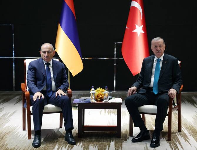 Turkiye and Armenia move closer to direct trade links in sign of warming ties