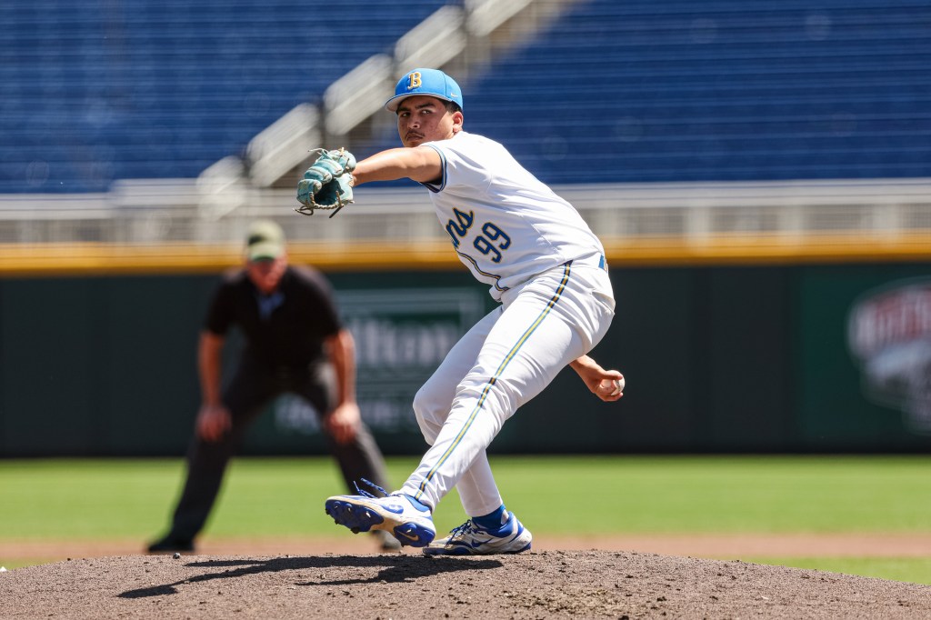 UCLA baseball wins Big Ten Tournament title in dramatic fashion