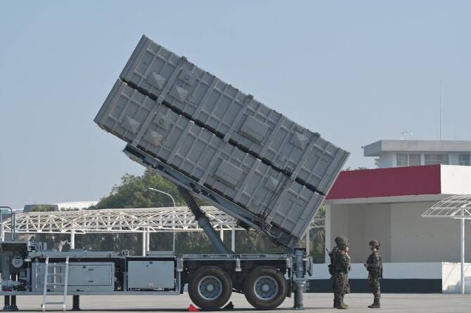 US arms sales to Taiwan unrelated to Iran war, source says