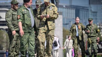 Ukraine fires hundreds of drones at Russia after Moscow threat