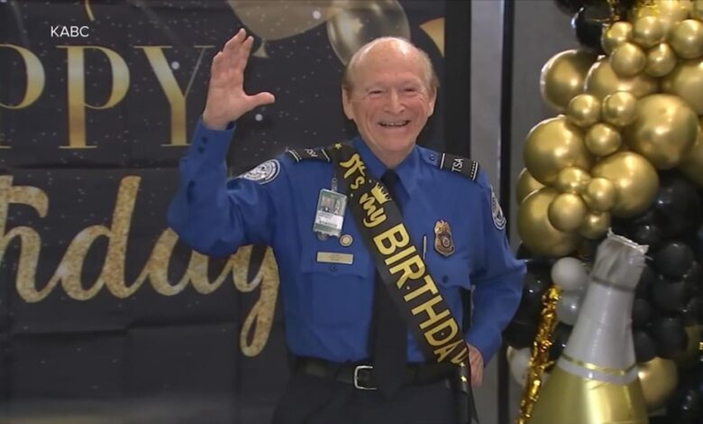 Video America Strong: Oldest TSA officer in the US 