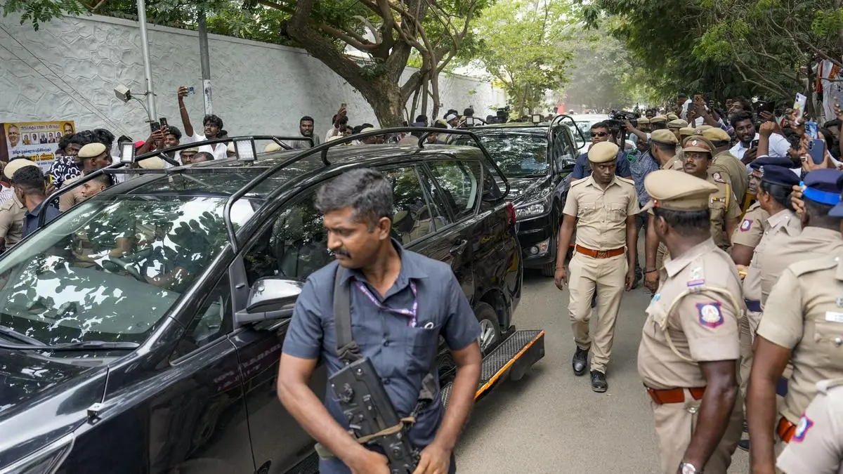 Vijay ordered eithdrawal of convoy, to avoid public inconvenience: TVK – News Today | First with the news