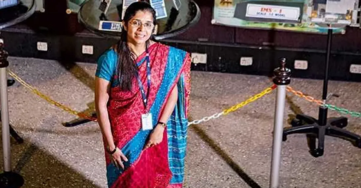 Why the Smithsonian Museum Chose This ISRO Scientist’s Saree to Tell India’s Mangalyaan Story