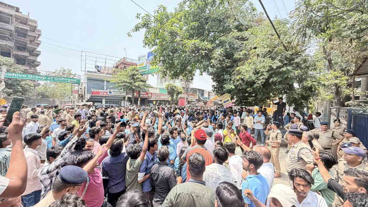 Workers’ protest turns violent in Selaqui, 600 booked – Pioneer Edge | Uttarakhand News in English | Dehradun News Today| News Uttarakhand | Uttarakhand latest news