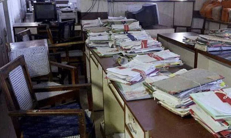 خیبرپختونخوا کے سرکاری ملازمین نے ہڑتال کا اعلان کر دیا – Daily Qudrat