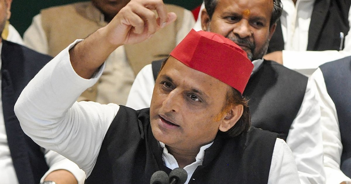 ’غیر مرئی ہتھیار‘ زیادہ خطرناک، یوپی اسلحہ لائسنس رپورٹ پر اکھلیش یادو کا بی جے پی پر طنز