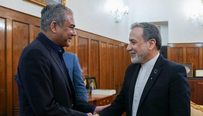 محسن نقوی کی عباس عراقچی سے ملاقات، ایران امریکا جنگ کے خاتمے کیلئے مسودوں پرتفصیلی بات چیت – Daily Ausaf