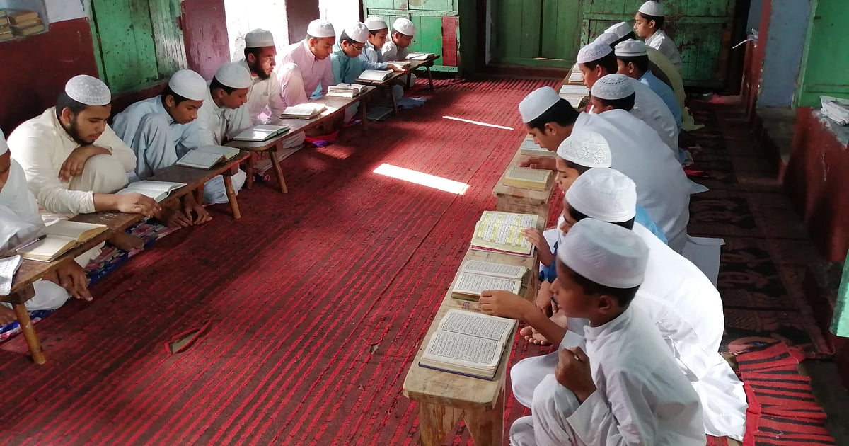 مدارس کی تفصیلی جانچ کے بعد اترا کھنڈ حکومت کا ایک اور فیصلہ، اب مدرسوں کو رجسٹریشن کے لیے دینی ہوگی فیس