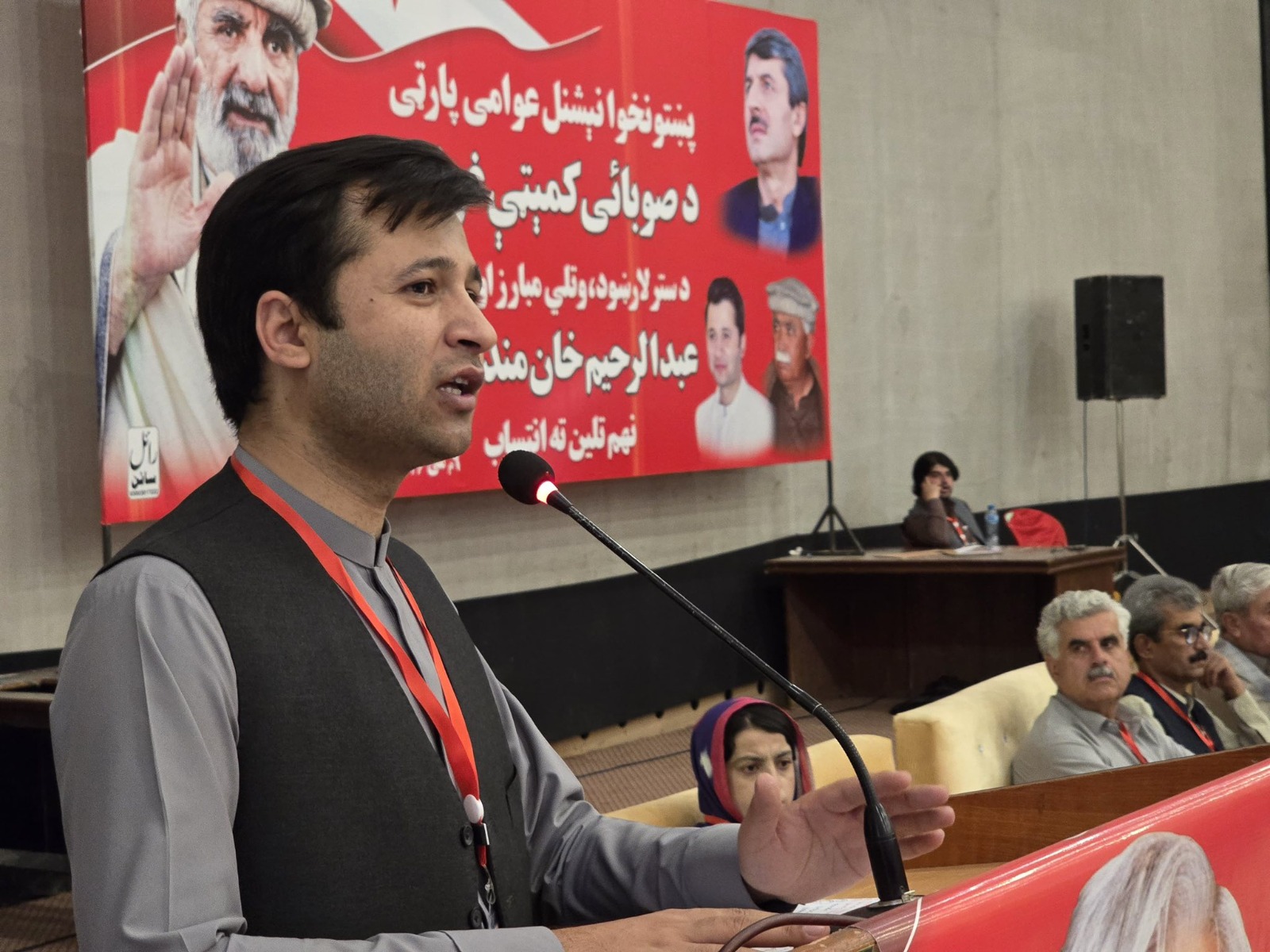 پشتونخوا وطن میں بدامنی، معاشی بدحالی، بے روزگاری، وسائل پر قبضے اور سیاسی محرومی نے عوام کی زندگی اجیرن بنا دی ہے — خوشحال خان کاکڑ – Daily Qudrat