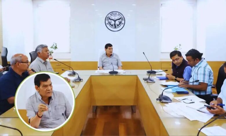 यूपी में स्मार्ट प्रीपेड मीटर खत्म, शिकायतों के �
